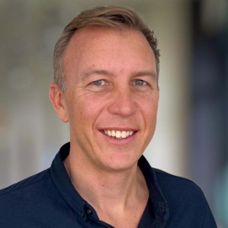 Dave Currie headshot